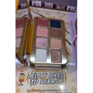 代购：Too Faced KITTY LIKES TO SCRATCH 八色小铁盒眼影盘 性感小野猫盘